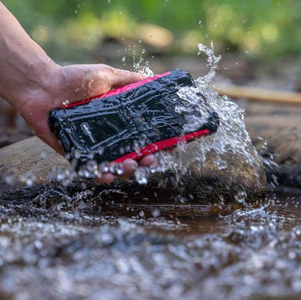 Armor 8 älypuhelin, musta/punainen, view: 5