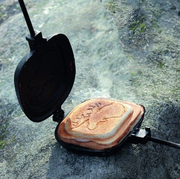 -voileipärauta hirvikuviolla, view: 2