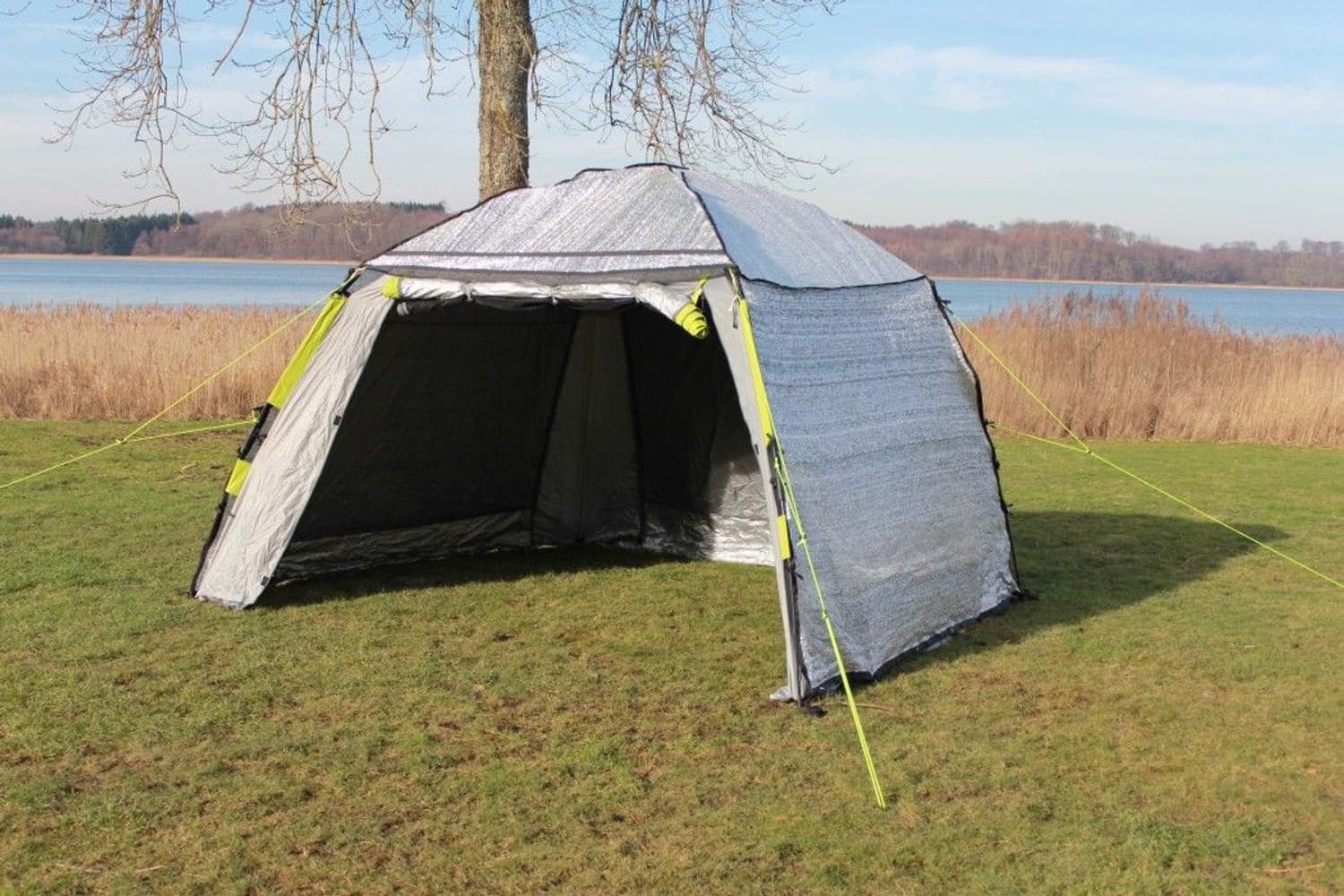 SIlvertält- aurinkosuoja näyttelytelttaan, view: 0