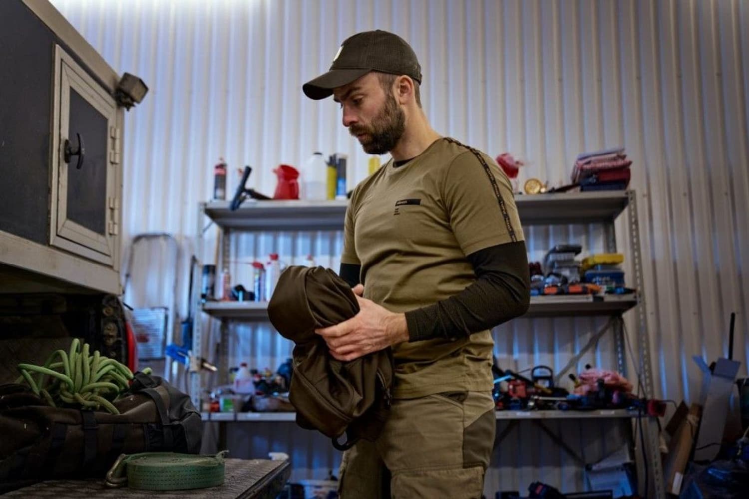 Logo Brand T-Shirt Antique Bronze, view: 4