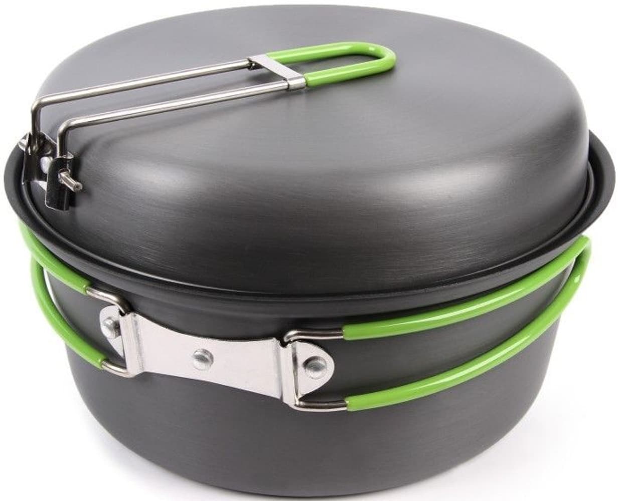 kolmiosainen kattila- ja pannusarja, view: 1