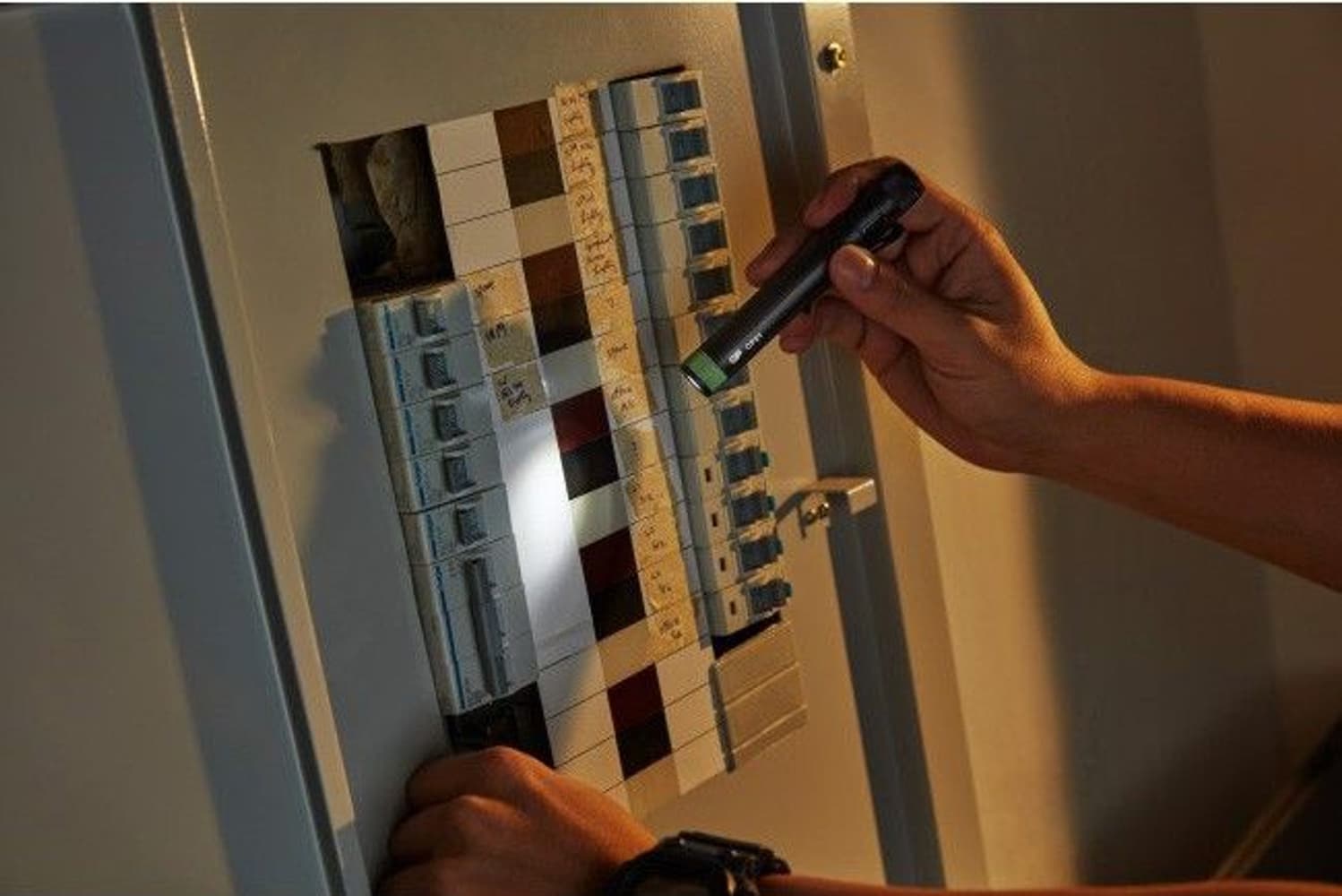 GP Discovery CP21 Ericius 20lm -kompakti kynälamppu, view: 4