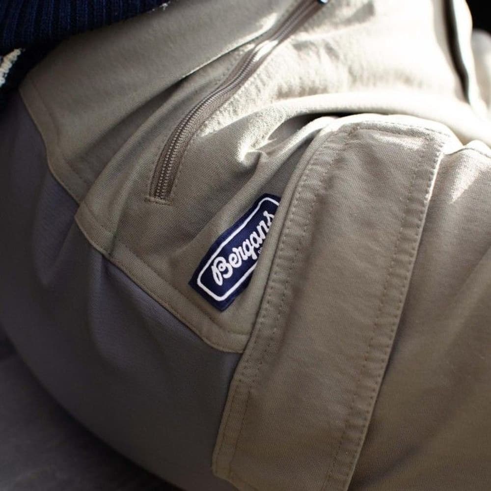 Bergans Naisten Nordmarka Hybrid Pants Green Mud / Solid Dark Grey, view: 4