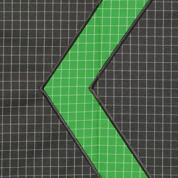 Erratic Crash Pad boulderpatja, view: 4