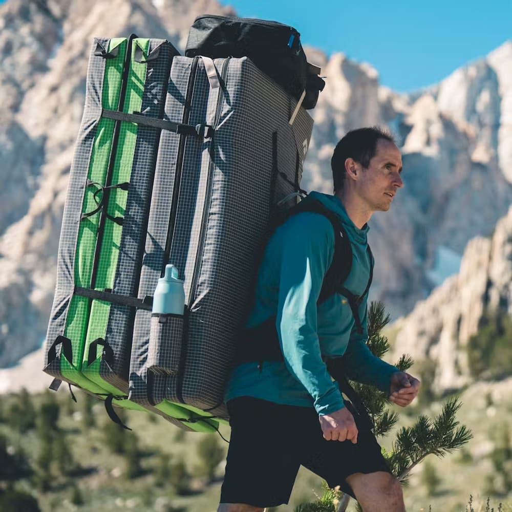 Erratic Crash Pad boulderpatja, view: 9