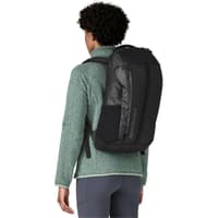 Black Hole Pack 25L Black w/Black - view: 3