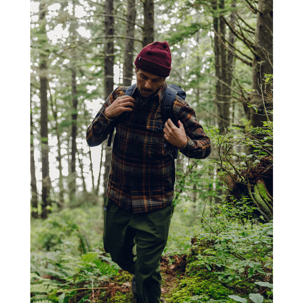 M's Carrick Bend Darkwood Trail, view: 2