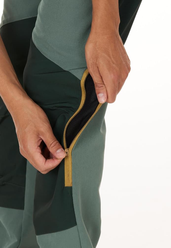 Saldon M Outdoor Laurel Wreath, view: 3