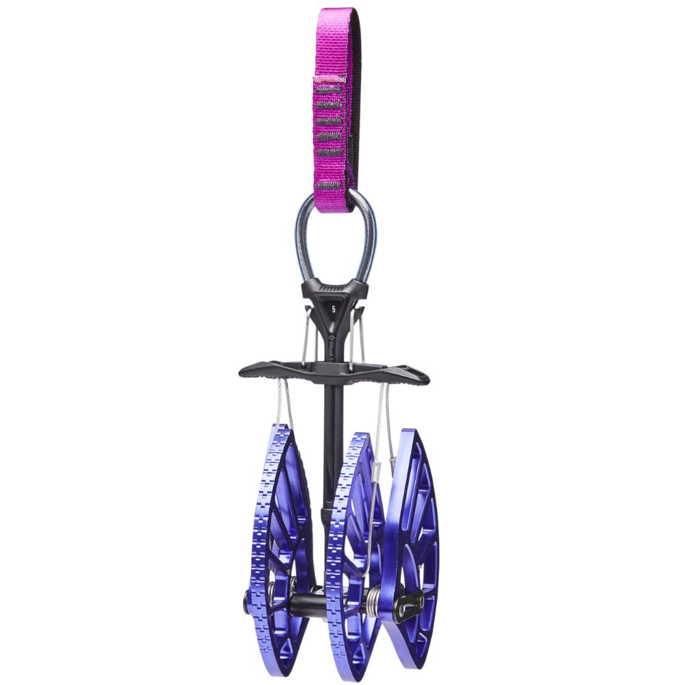 Camalot C4 #5, view: 1