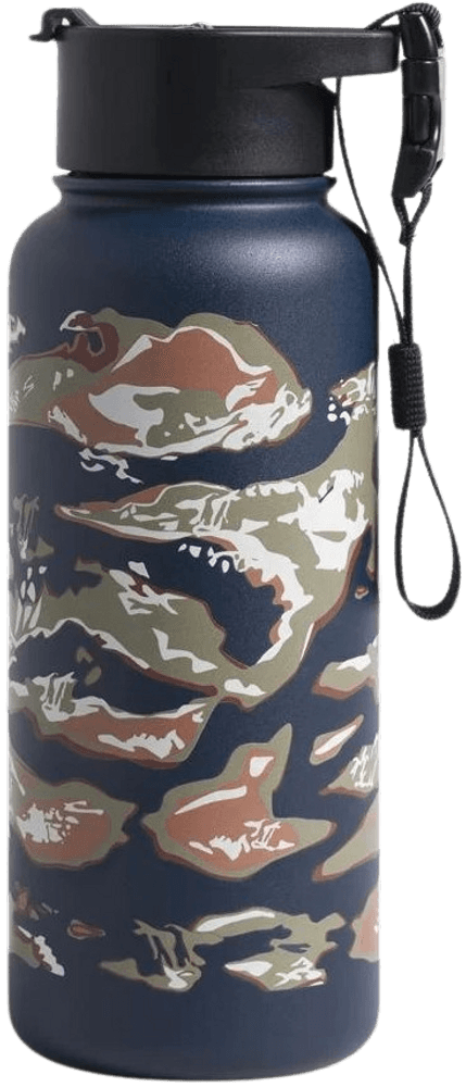 productImage: United by Blue Insulated Steel Bottle termospullo, 946 ml, Midnight Lakeside