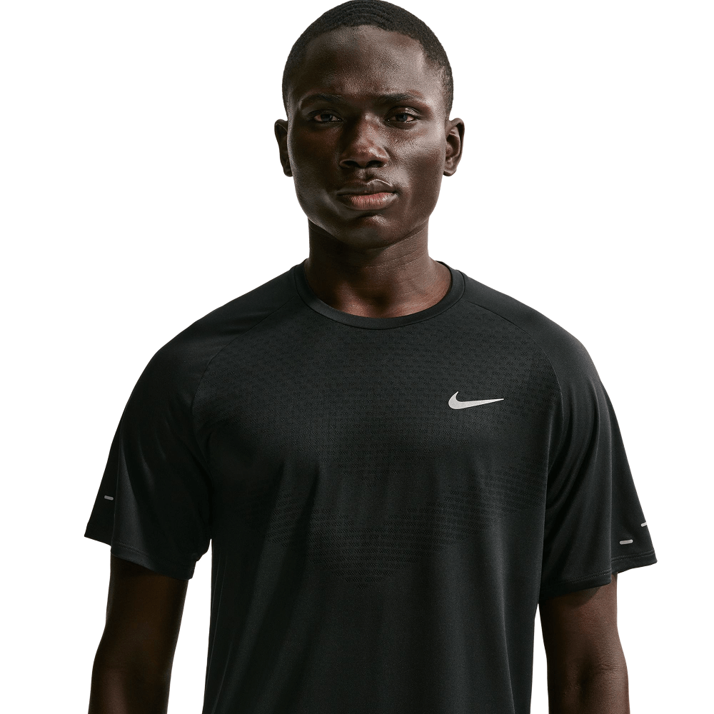productImage: M's Stride Dri-Fit Adv Short-Sleeve Running Top Black/Reflective Silv